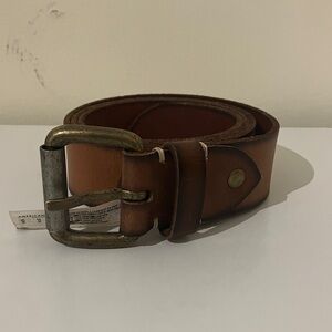 American Eagle Outfitters Brown Leather Men's Belt with Antique Brass Buckle